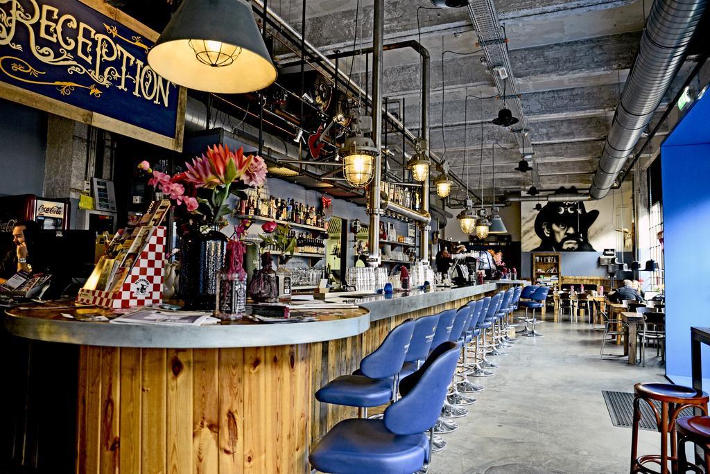 Stayokay Hostel Eindhoven - Blue Collar Exterior photo