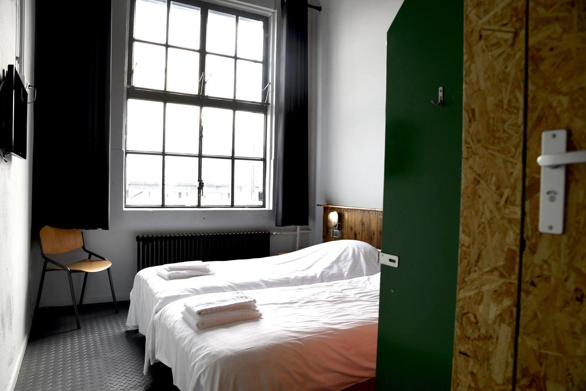 Stayokay Hostel Eindhoven - Blue Collar Exterior photo